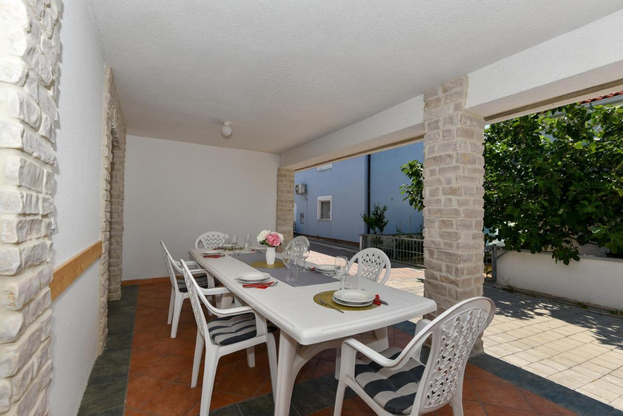 Apartments Krepo Vir Exterior photo